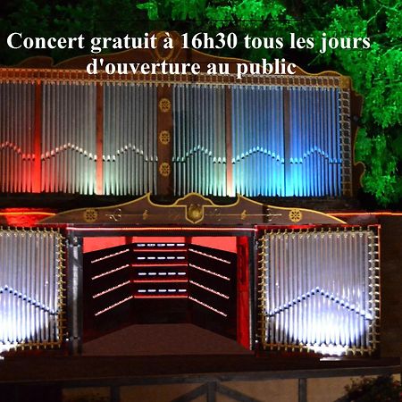 Chateau De Peufeilhoux Vallon-en-Sully 외부 사진