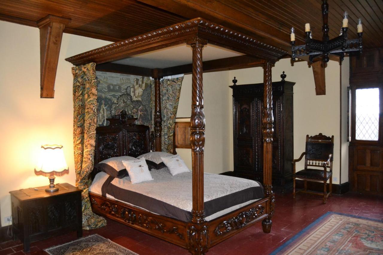 Chateau De Peufeilhoux Vallon-en-Sully 외부 사진